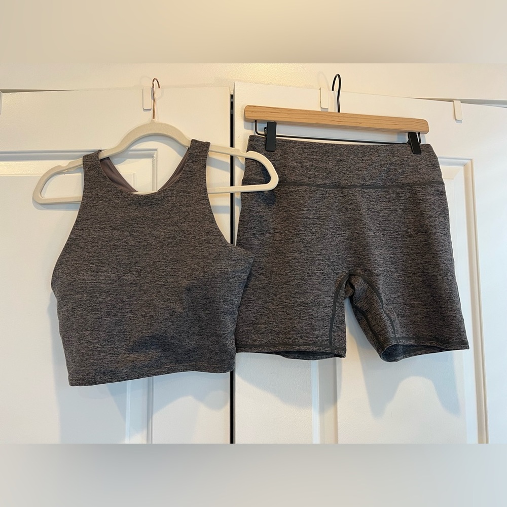 Feat yoga workout suit (both pieces included) - Size M